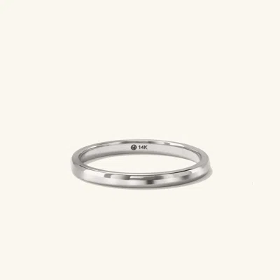 Mejuri 2mm Curve Band In White