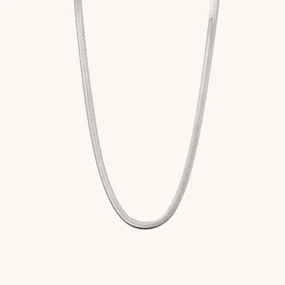 Mejuri Bold Herringbone Chain Necklace In White