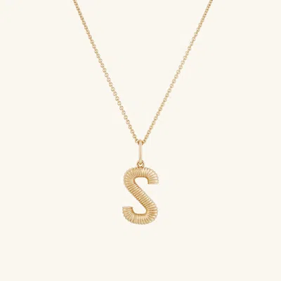Mejuri Bold Letter Pendant Necklace In Gold