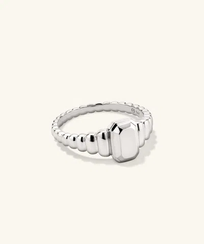 Mejuri Charlotte Step Cut Signet Ring
