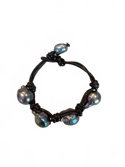 Mela Jewellery Women's Leath Freshwater Pearl Bracelet In Black