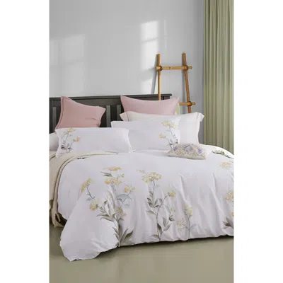 Melange Home Golden Hydrangea Embroidered Duvet Set In Yellow/white