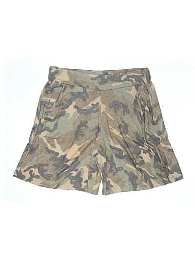 Pre-owned Melissa Masse Shorts In Green