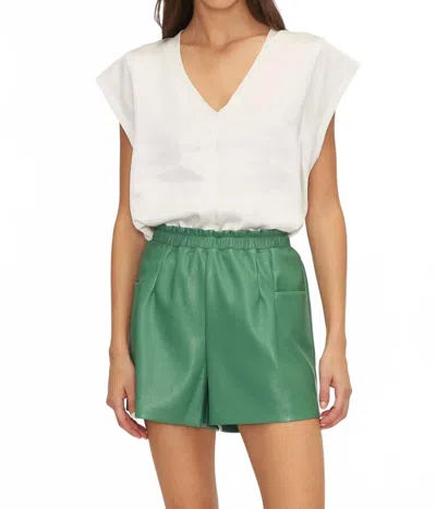 Melissa Nepton Hudson Shorts In Exotic Green