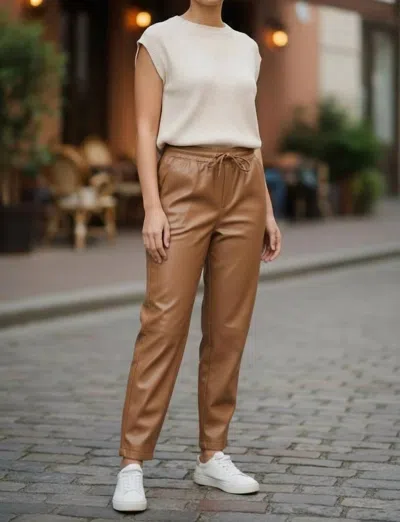 Melissa Nepton Jordyn Pant In Amber In Brown