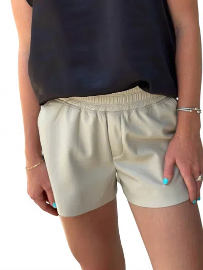 Melissa Nepton Lilo Faux Leather Short In Khaki Beige In White