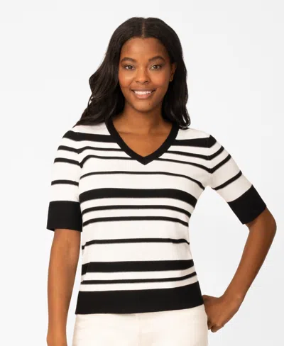 Melissa Paige Petite Textured Stripe V-neck Sweater In Black