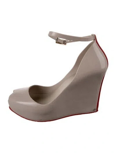 Pre-owned Melissa Rubber Pumps In Neutrals