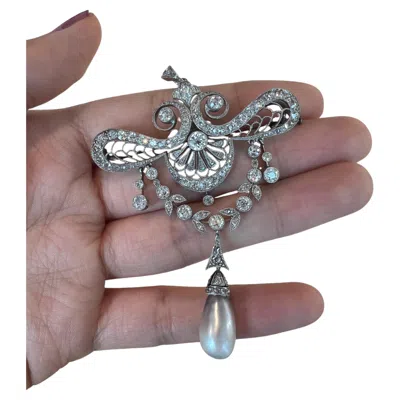 Pre-owned Mellerio Belle Époque Platinum Diamond And Natural Pearl Pendant Brooch In Multi