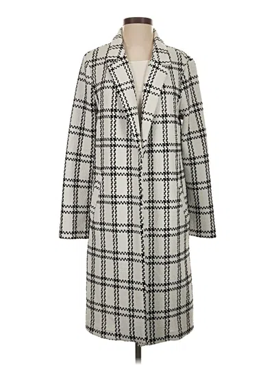 Pre-owned Melloday Coat In White