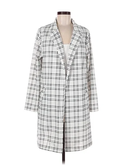 Pre-owned Melloday Coat In White