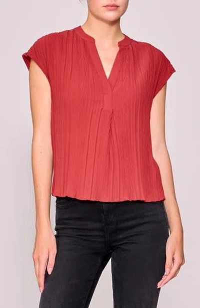 Melloday Twist Pleat Top In Pink