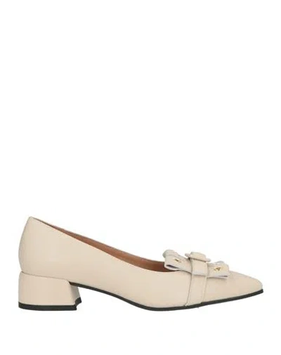 Melluso Woman Loafers Ivory Size 8 Leather In White