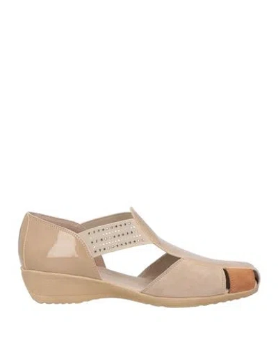 Melluso Woman Sandals Camel Size 11 Leather, Textile Fibers In Beige