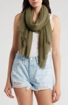 Melrose And Market Frayed Trim Scarf In Olive Acorn