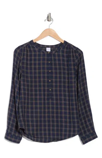 Melrose And Market Half Placket Long Sleeve Top In Navy Blazer Tully Plaid