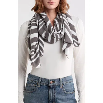 Melrose And Market Heavyweight Knit Scarf In Gray