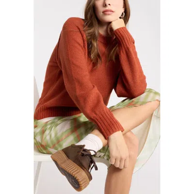 Melrose And Market Long Sleeve Raglan Crew Sweater In Brown