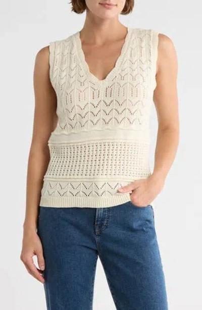 Melrose And Market Mixed Stitch Sweater Vest In White