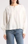 Melrose And Market Pintuck Top In Ivory Egret