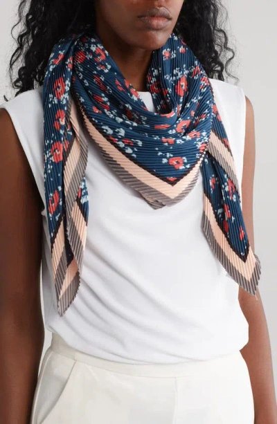 Melrose And Market Pleated Scarf In Blue