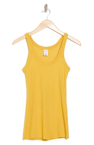 Melrose And Market Rib Scoop Neck Tank In Yellow