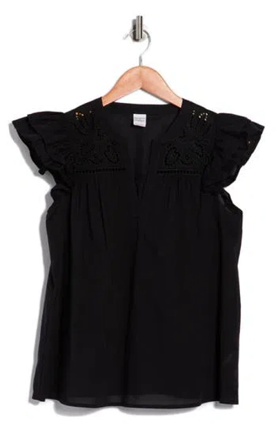 Melrose And Market Short Sleeve Eyelet Top In Black
