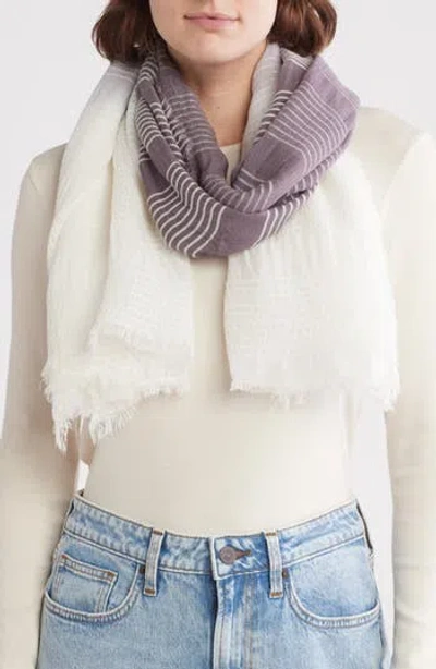 Melrose And Market Texture Ombré Scarf In Gray