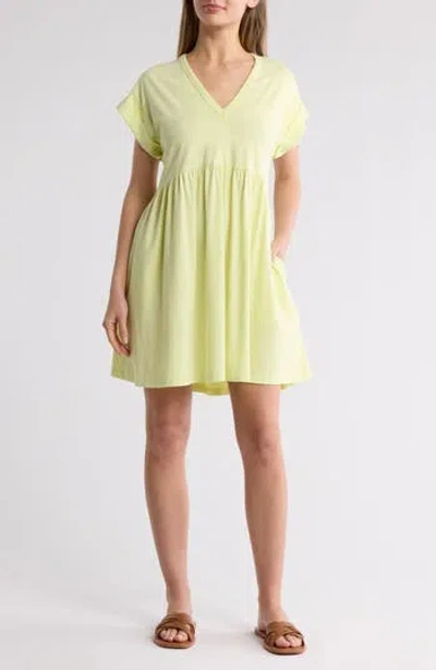 Melrose And Market V-neck Short Sleeve Minidress In Green Luminary