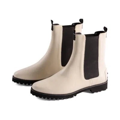 Melyann Women's Gransy Boot In Ivory Leather In White