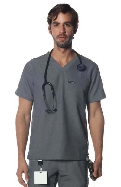 MEMBERS ONLY MEMBERS ONLY BRIGHTON 3-POCKET SCRUB TOP