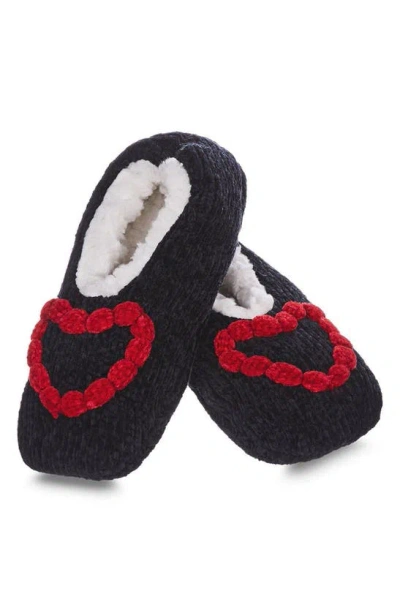 Memoi Cozy Heart Chenille Slipper Socks In Black