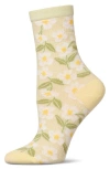 Memoi Daisy Pointelle Crew Socks In Mint