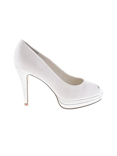 Pre-owned Menbur Heels In White