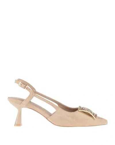 Menbur Woman Pumps Sand Size 7 Textile Fibers In Multi