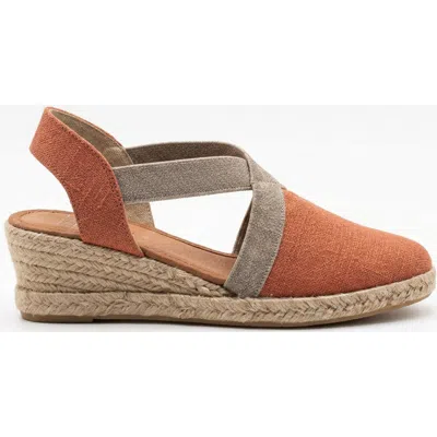 Menina Step Barbate Low Espadrille Sandal In Orange