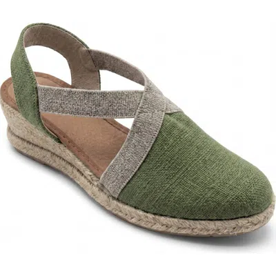 Menina Step Barbate Low Espadrille Sandal In Olive