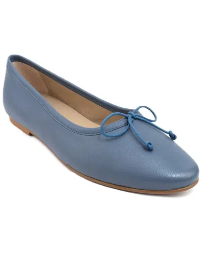 Menina Step Belle Leather Flat In Blue