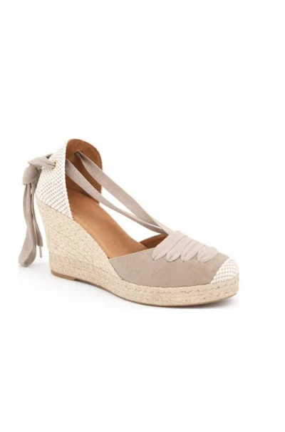 Menina Step Jimena High Laces Espadrille Sandal In Brown