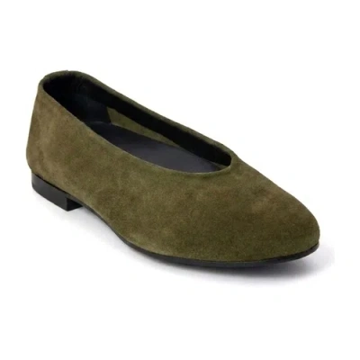 Menina Step Lucrecia Suede Ballet Flat In Black