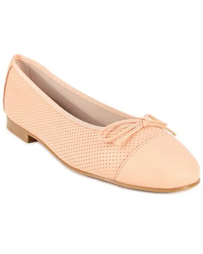 Menina Step Monique Leather Flat In Neutral