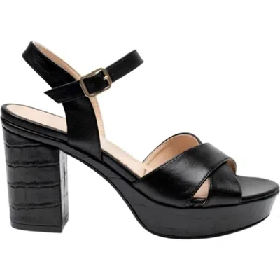 Menina Step Pippa Block Heel In Multi