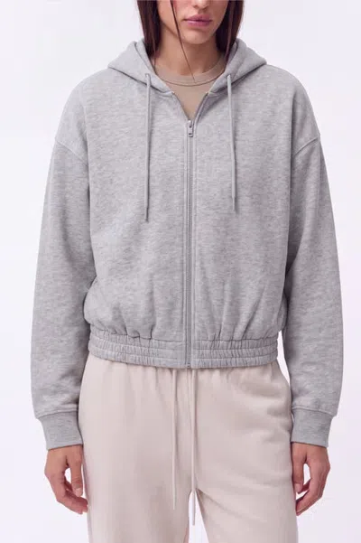 Menina Step Relaxed Cropped Zip-up Fleece Hoodie In Gray
