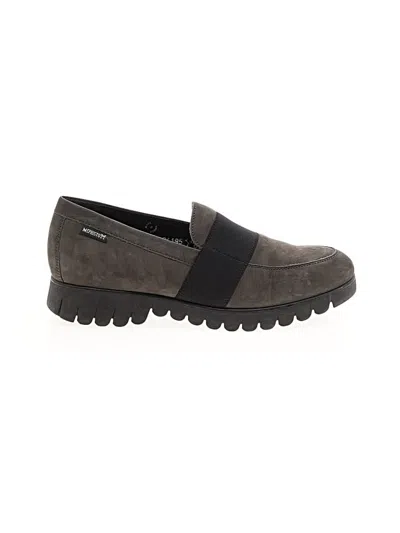Pre-owned Mephisto Flats In Gray
