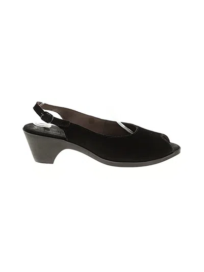 Pre-owned Mephisto Sandals In Black