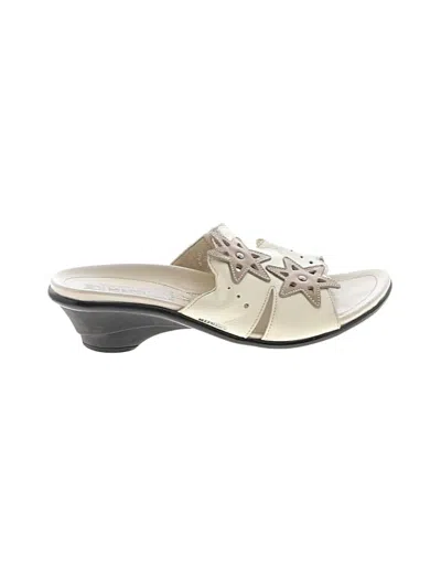 Pre-owned Mephisto Sandals In Ivory