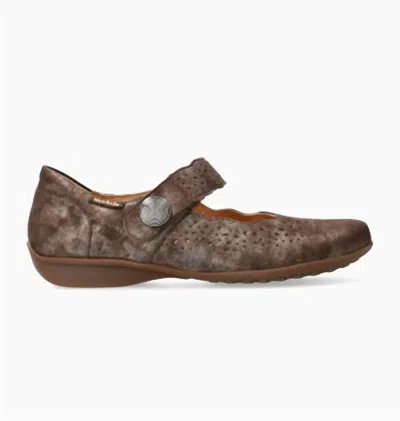 MEPHISTO WOMEN'S FABIENNE HAND MADE MARY JANE SHOES IN WALNUT MONACO