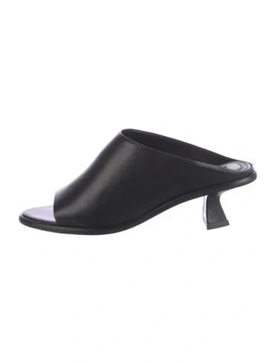 Pre-owned Mercedes Castillo Leather Mules In Black