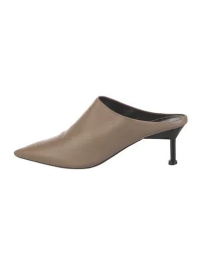 Pre-owned Mercedes Castillo Leather Mules In Neutral