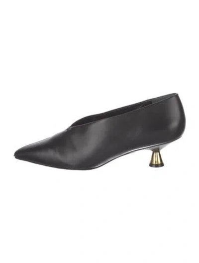 Pre-owned Mercedes Castillo Leather Pumps In Black